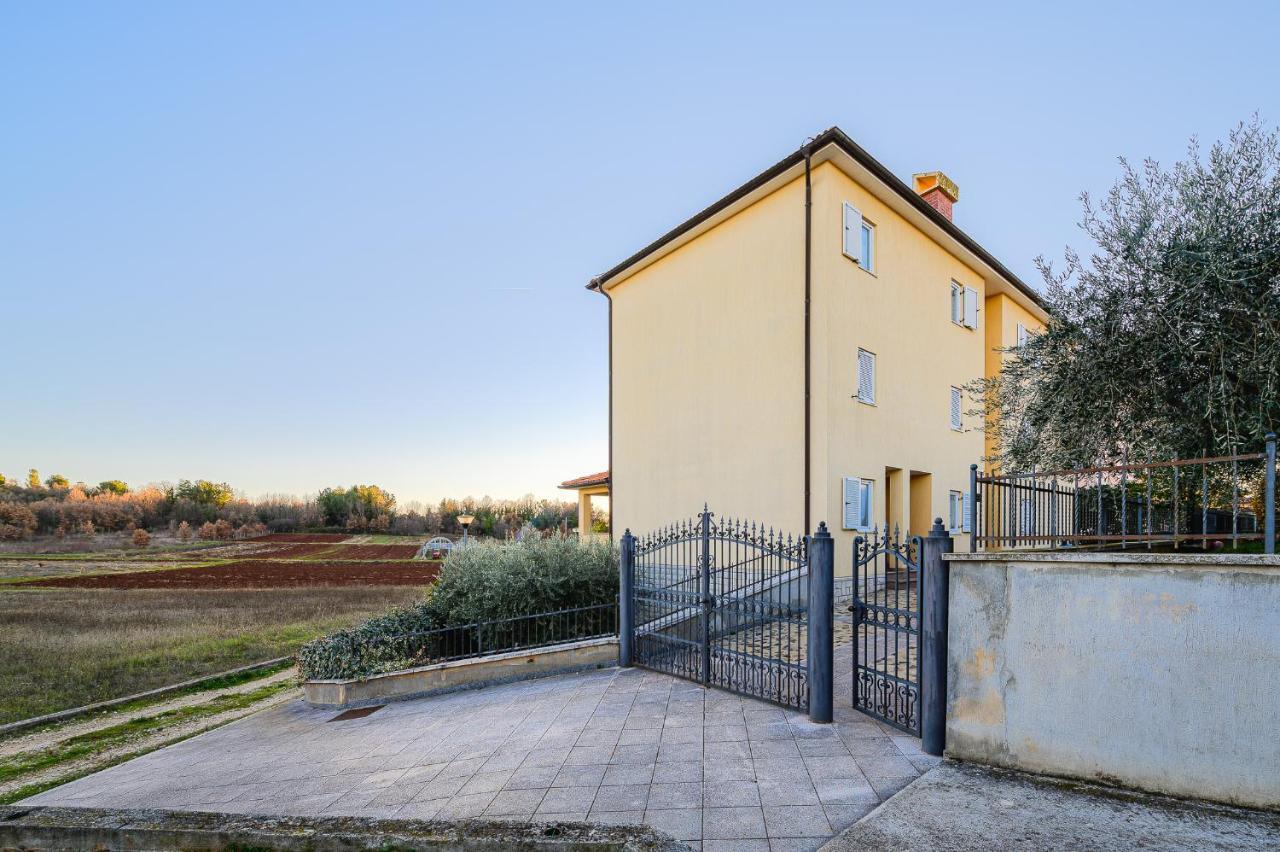 Stancija Amorozo 6 Poreč Dış mekan fotoğraf